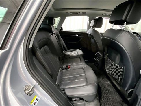 Used 2019 Audi Q5 2.0T Premium Plus w/ Premium Plus Package image 25
