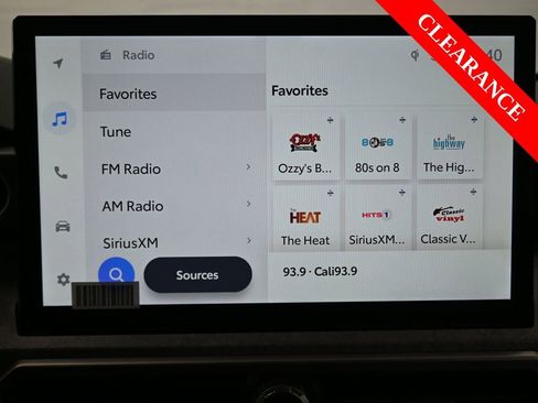 Used 2025 Toyota 4Runner 4WD image 22