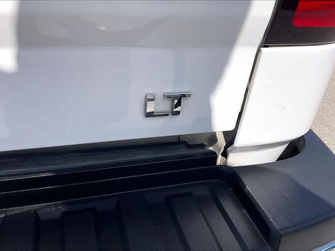 Used 2018 Chevrolet Silverado 2500 LT w/ Texas Edition AWD/4WD image 10