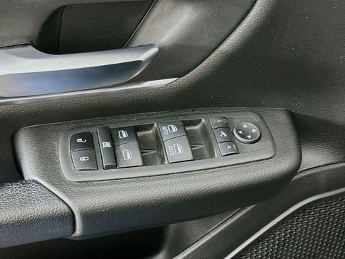 Used 2022 RAM 1500 Big Horn image 15