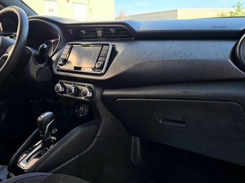 Used 2018 Nissan Kicks S w/ Exterior Package FWD image 23
