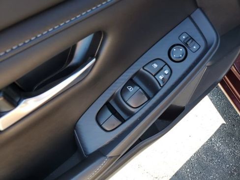 Used 2022 Nissan Sentra SV w/ All-Weather Package FWD image 21