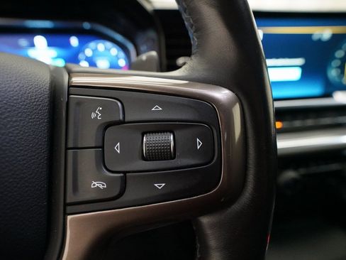 Certified 2023 Chevrolet Silverado 1500 High Country w/ Technology Package image 17