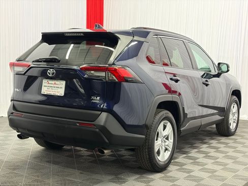 Used 2019 Toyota RAV4 XLE w/ Convenience Package AWD/4WD image 8