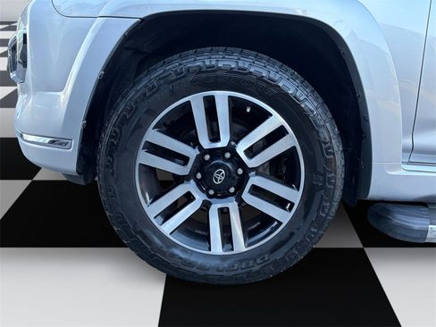 Used 2015 Toyota 4Runner Limited image 14