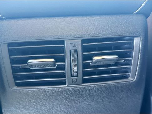 New 2026 Mitsubishi Outlander SE image 26