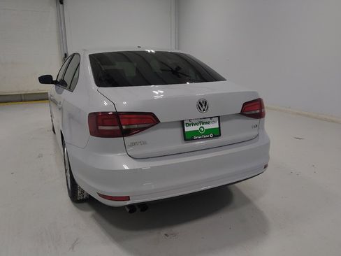 Used 2018 Volkswagen Jetta S w/ Cold Weather Package FWD image 6