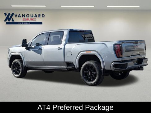 Used 2024 GMC Sierra 2500 AT4 w/ AT4 Premium Plus Package AWD/4WD image 5