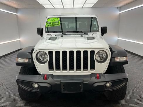 Used 2023 Jeep Gladiator Rubicon w/ Cold Weather Group AWD/4WD image 2