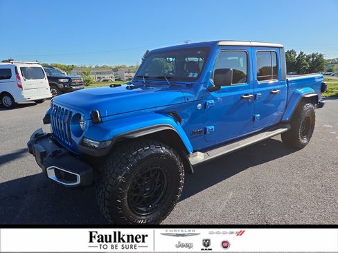 Used 2021 Jeep Gladiator Sport AWD/4WD image 1