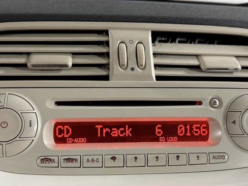 Used 2015 FIAT 500 Pop image 13