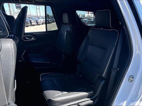 Used 2021 GMC Yukon SLT w/ SLT Premium Package image 21