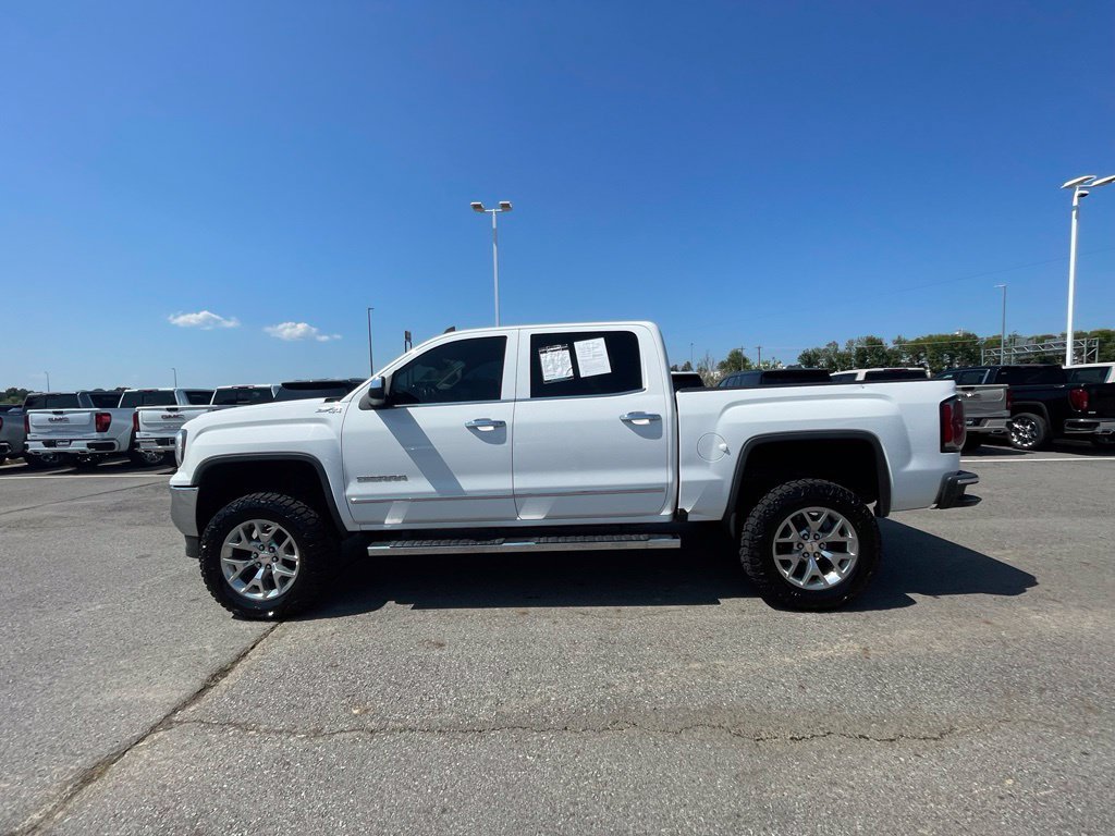 Used 2018 GMC Sierra 1500 SLT AWD/4WD image 10