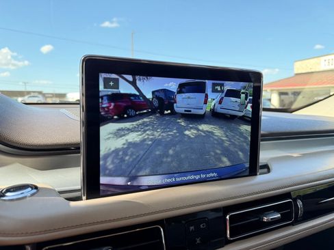 Used 2022 Lincoln Aviator 2WD image 36