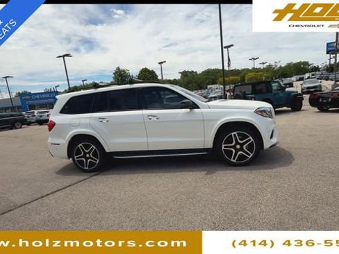 Used 2017 Mercedes-Benz GLS 550 4MATIC image 9