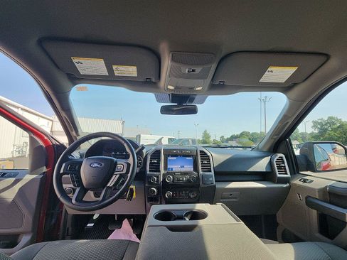 Used 2019 Ford F150 XLT w/ Equipment Group 302A Luxury AWD/4WD image 20