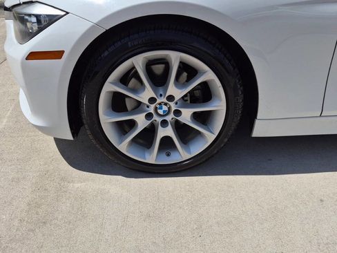 Used 2015 BMW 320i Sedan RWD image 15