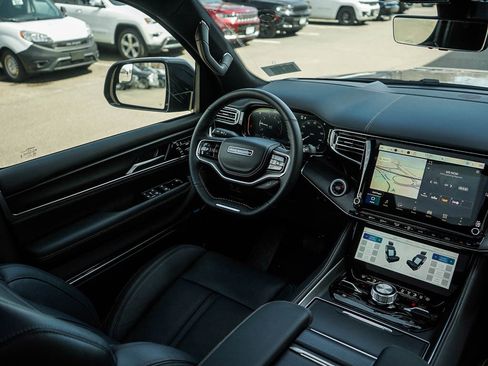 New 2026 Jeep Grand Wagoneer L Summit AWD/4WD image 18