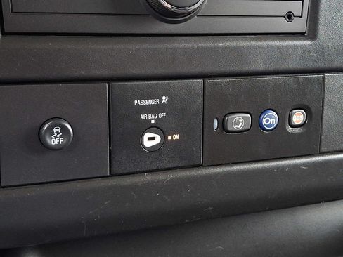 Used 2025 Chevrolet Express 2500 w/ Driver Convenience Package RWD image 22