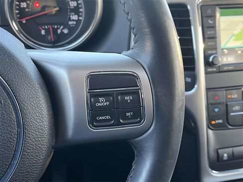 Used 2013 Jeep Grand Cherokee Laredo image 25