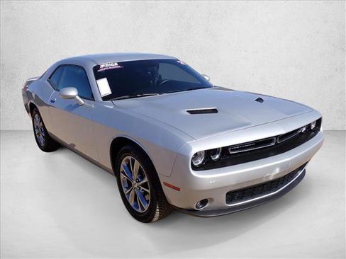 Used 2021 Dodge Challenger SXT w/ Driver Convenience Group AWD/4WD image 6