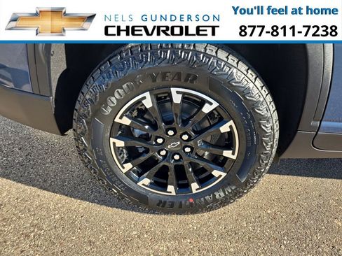 New 2026 Chevrolet Traverse Z71 w/ Driver Confidence Package image 9