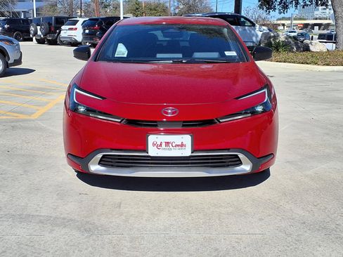 New 2026 Toyota Prius Plug-In Hybrid image 2