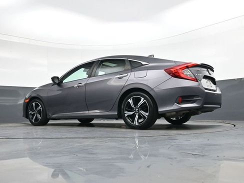 Used 2017 Honda Civic Touring image 29