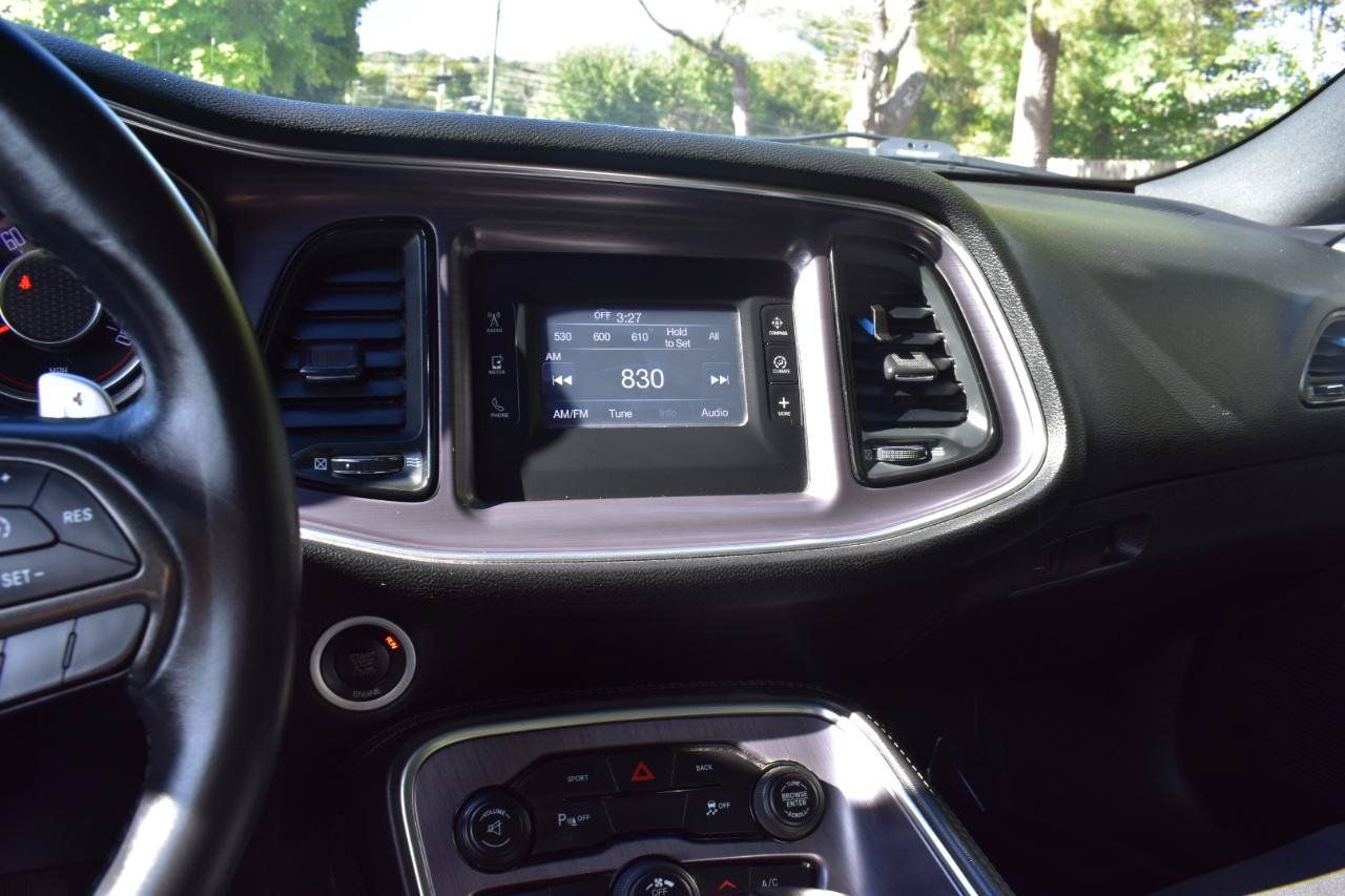 Used 2015 Dodge Challenger R/T w/ Quick Order Package 28B R/T RWD image 26