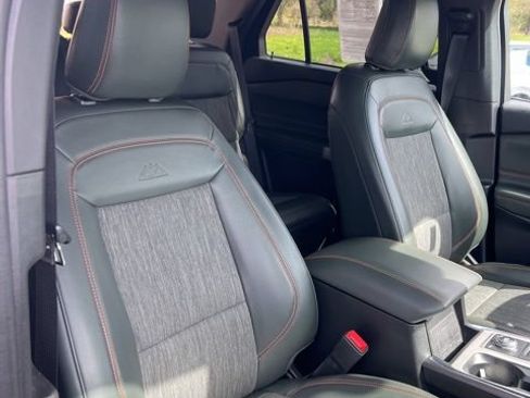 Used 2023 Ford Explorer Timberline w/ Timberline Technology Package AWD/4WD image 70
