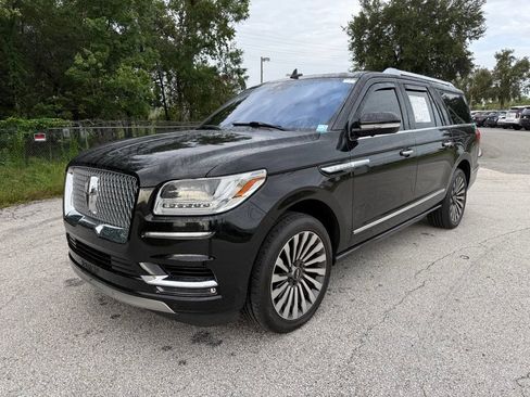 Used 2018 Lincoln Navigator L Reserve w/ Technology Package AWD/4WD image 1