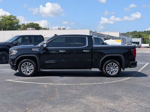 Used 2023 GMC Sierra 1500 Denali w/ Technology Package AWD/4WD image 5