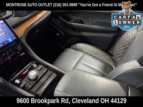 Used 2022 Jeep Grand Cherokee Summit AWD/4WD image 17