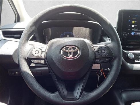 Used 2026 Toyota Corolla LE FWD image 19