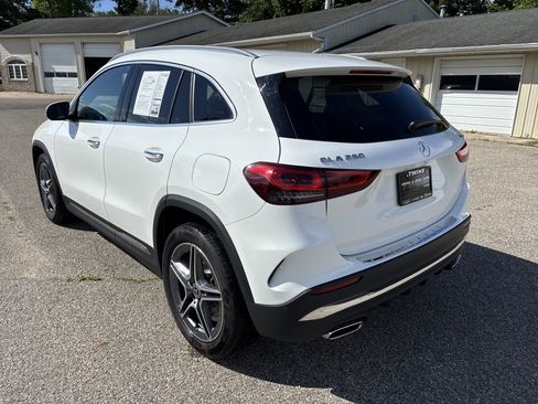 Used 2023 Mercedes-Benz GLA 250 4MATIC image 7