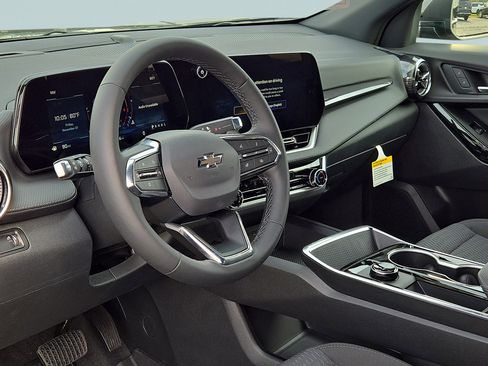 New 2026 Chevrolet Equinox LT w/ Midnight Edition image 11