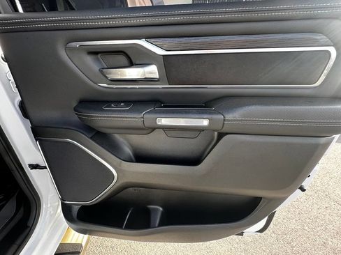 Used 2024 RAM 1500 Laramie AWD/4WD image 27