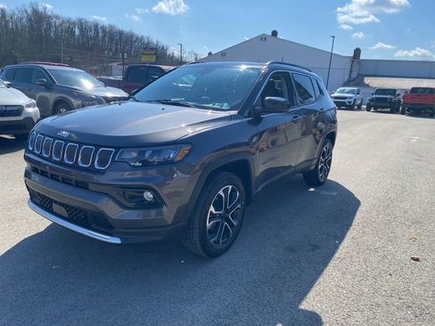 Used 2022 Jeep Compass Limited w/ Sun and Sound Group image 5