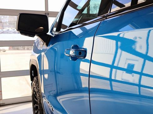 Certified 2022 GMC Sierra 1500 AT4X image 11