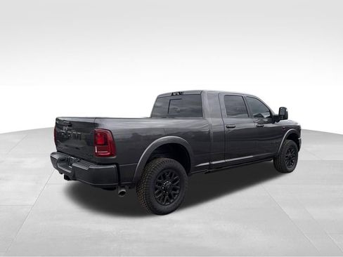 Used 2025 RAM 2500 Limited AWD/4WD image 20