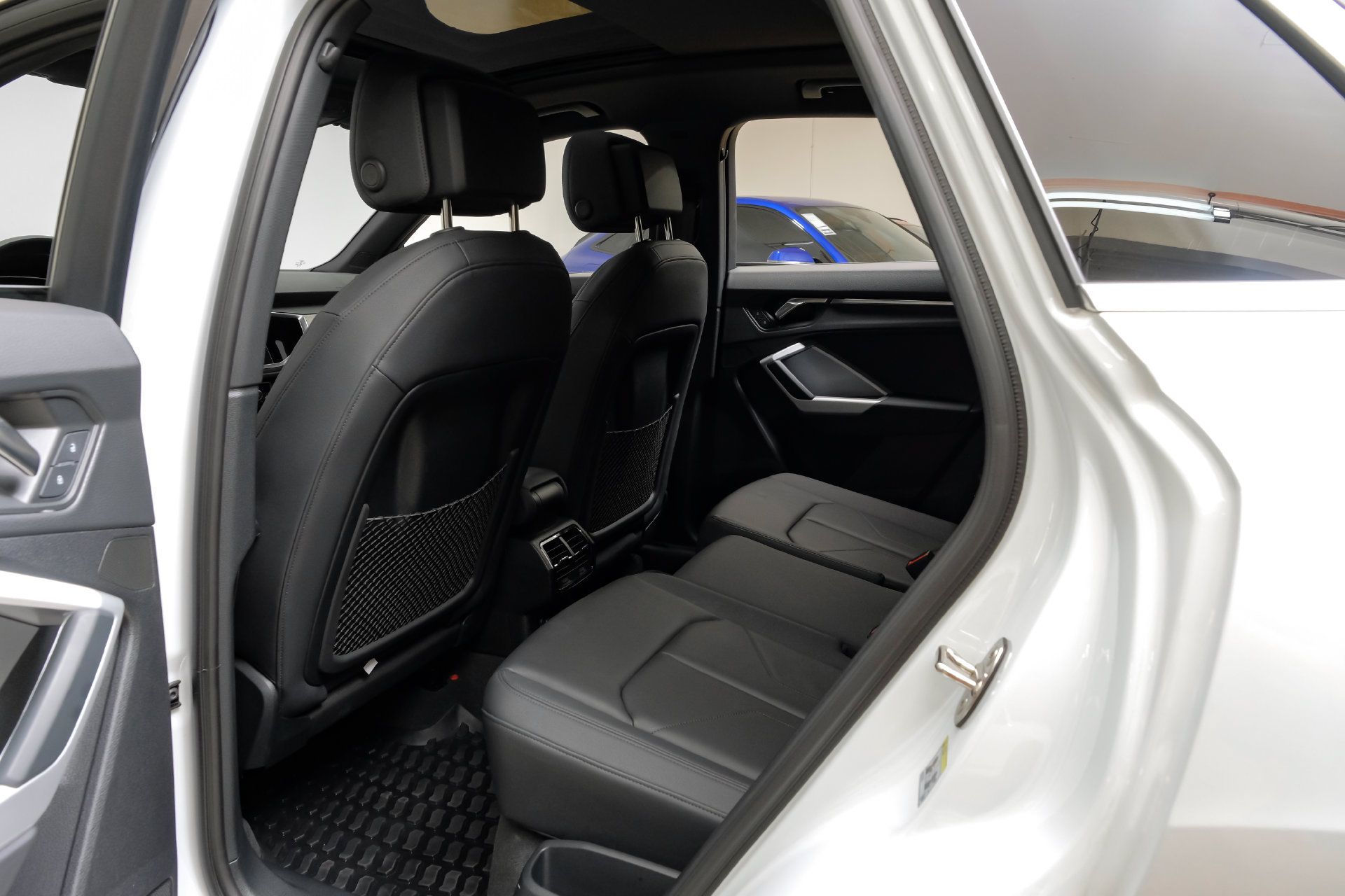 Used 2024 Audi Q3 2.0T Premium AWD/4WD image 41