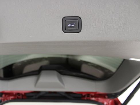 Certified 2024 Cadillac XT6 Premium Luxury w/ LPO, Floor Liner Package image 12