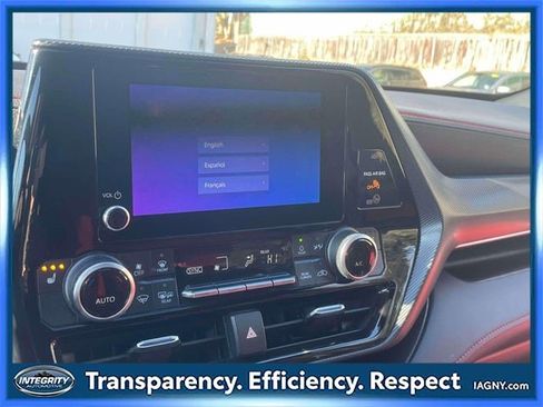 Certified 2023 Toyota Highlander XSE image 29