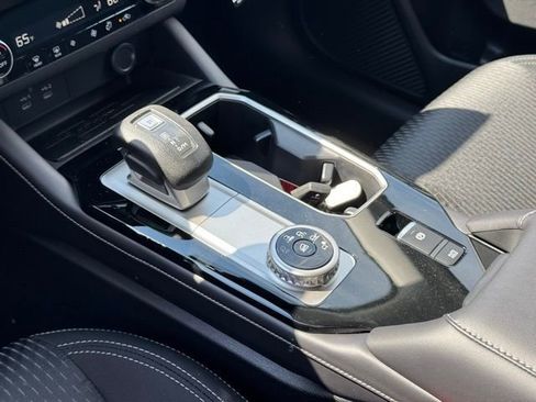 New 2026 Mitsubishi Outlander ES image 14