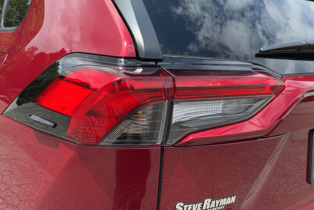 Used 2025 Toyota RAV4 XLE Premium FWD image 26