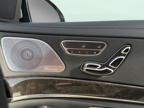 Used 2016 Mercedes-Benz S 550 Sedan image 56