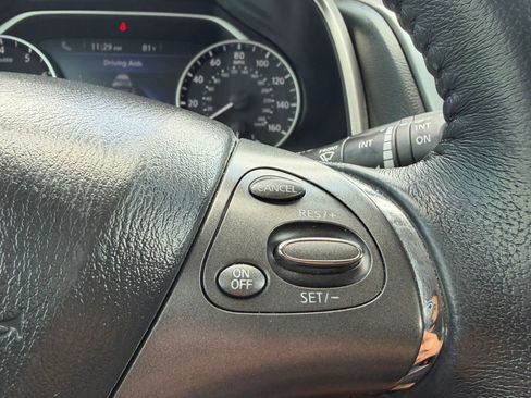 Used 2019 Nissan Murano SV FWD image 12