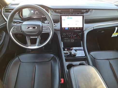 New 2025 Jeep Grand Cherokee Limited image 20