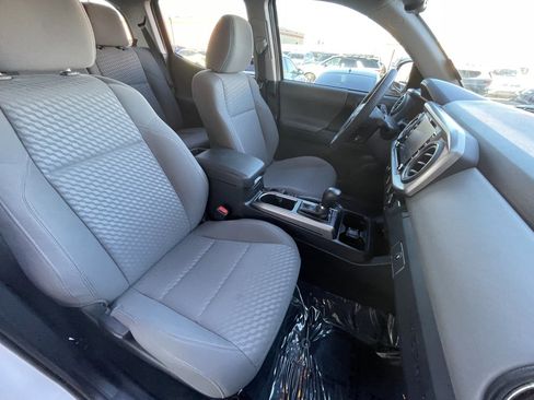 Used 2023 Toyota Tacoma SR5 image 22