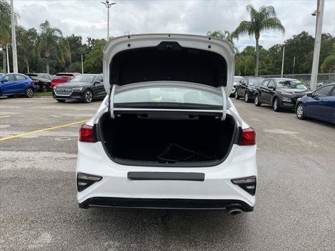 Used 2019 Kia Forte LXS FWD image 3